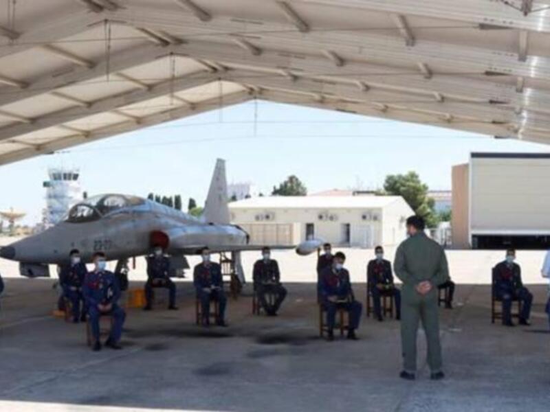 Un grupo de 12 alféreces alumnos se incorpora a la Base Aérea de Talavera la Real