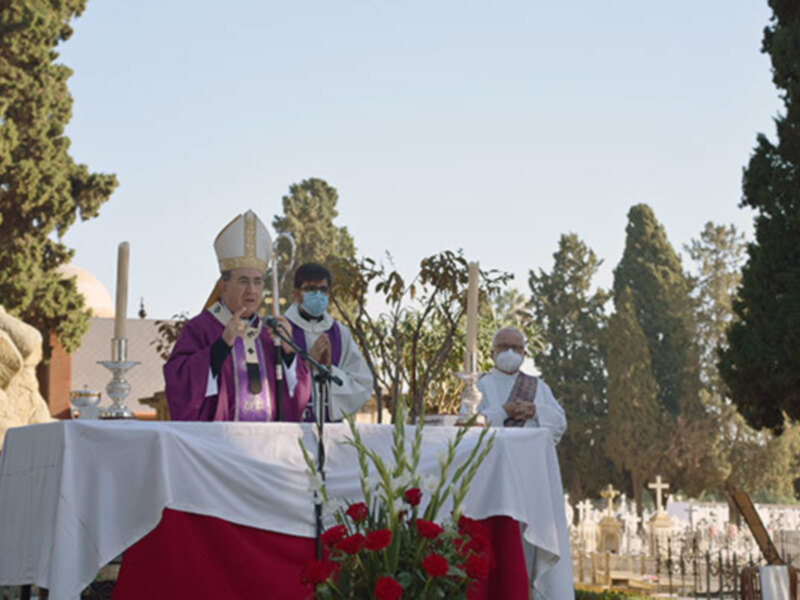 El  cementerio de San Fernando acogió  el 2 de noviembre el día de los fieles Difuntos