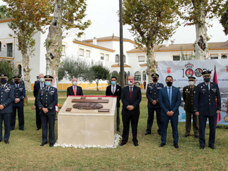 Una placa recuerda en Tablada el 130º Aniversario del primer partido de futbol disputado en España