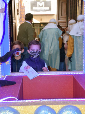 El Ateneo hispalense abre sus puertas para recibir las cartas de Reyes de los más pequeño   
