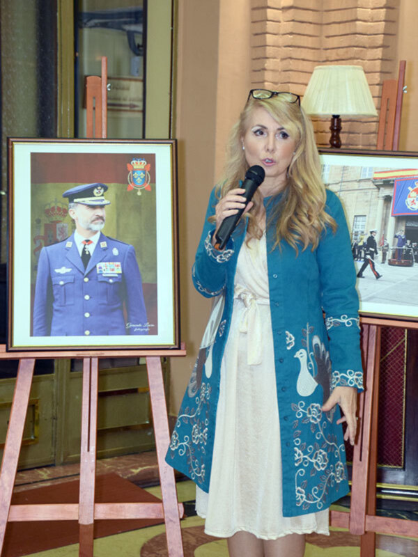 Inauguración de la exposición de SM el Rey Felipe VI en el Real Circulo de Labradores de sevilla.