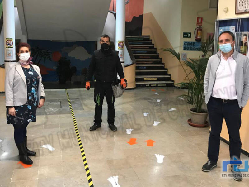 Educación y Sanidad realizan actuaciones de control de plagas en los centros educativos de Chipiona de competencia municipal