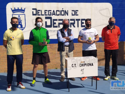 Antonio Lamoca se impone en un Torneo de Tenis de Primavera de Chipiona que ha contado con 27 participantes