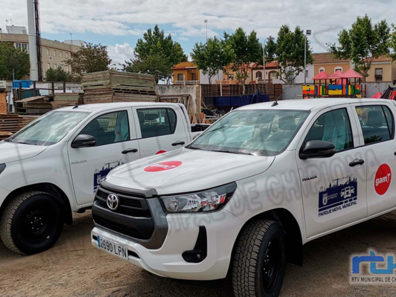 La Delegación de Planificación entrega nuevos vehículos en renting a Servicios Municipales y Playas 
