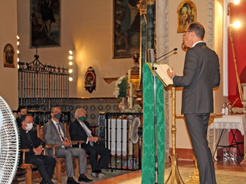 Sublime pregón extraordinario por el 50ºAniversario de la Coronación de la Virgen de las Angustias de Alcalá del Río por José Eduardo Romero Fernández