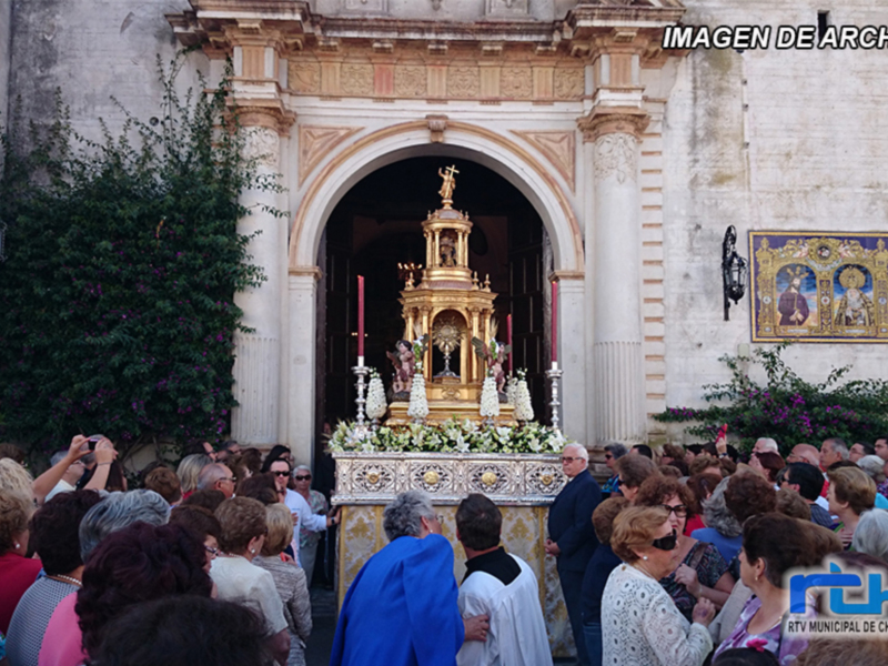 El Corpus Christi saldrá este año por primera vez en Chipiona con costaleros
