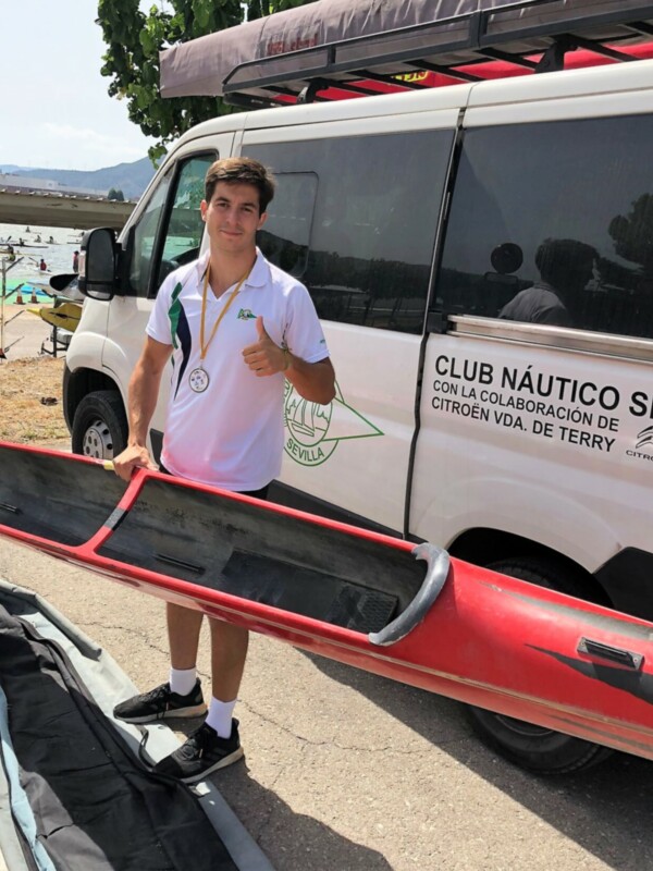 Triunfo del Club Náutico en la Copa de España de maratón de piragüismo