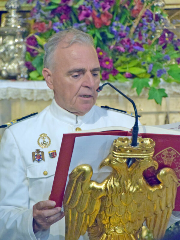 Misa en honor a la Virgen del Carmen de la Comandancia  de marina de Sevilla en la capilla de los marineros de Triana
