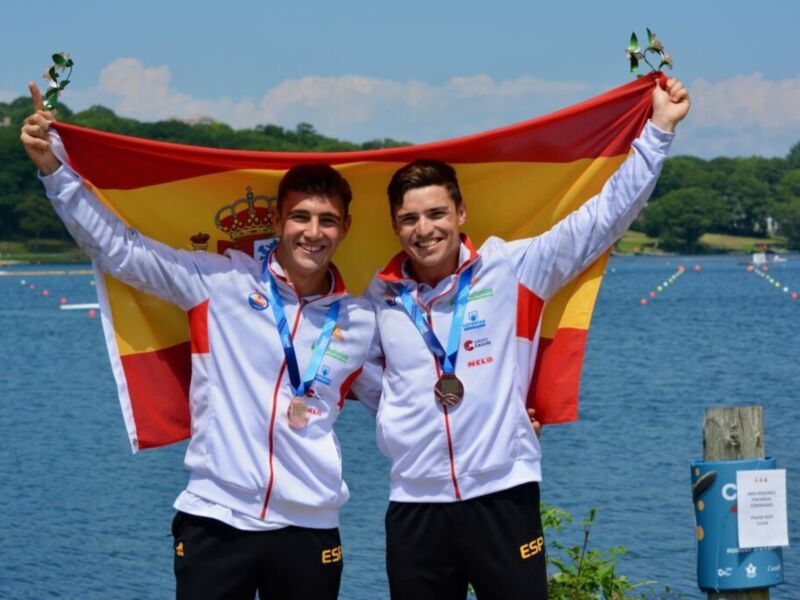 Corona mundial absoluta para los palistas del Náutico Sevilla Cayetano García de la Borbolla y Pablo Martínez