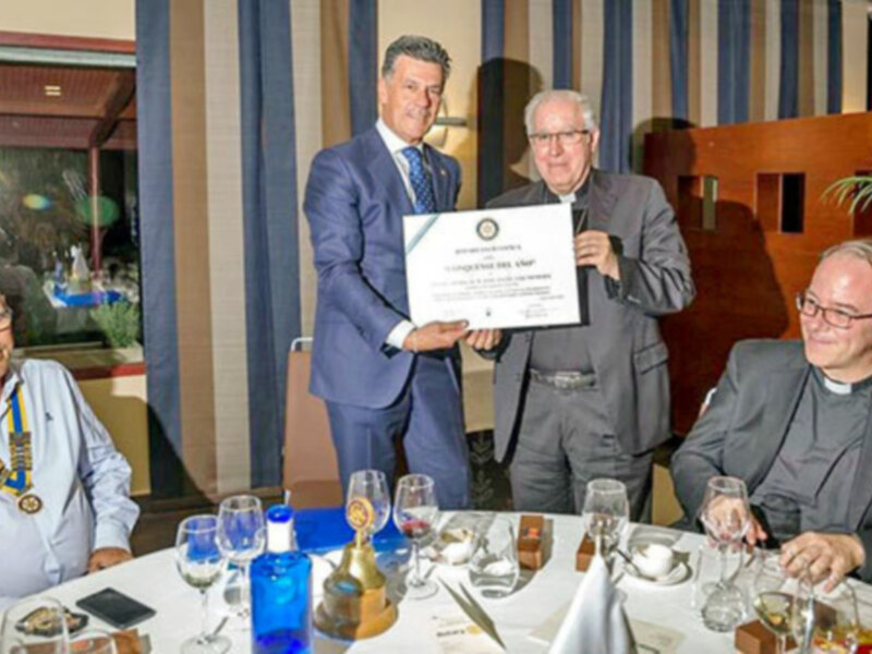 El arzobispo José Ángel Sáiz Meneses es elegido «Conquense del Año» por el Rotary Club