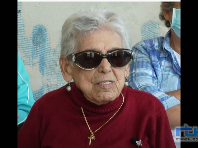 María del Pilar Oral Gracia, a punto de cumplir 102 años, será homenajeada como la persona con más edad del Chipiona 