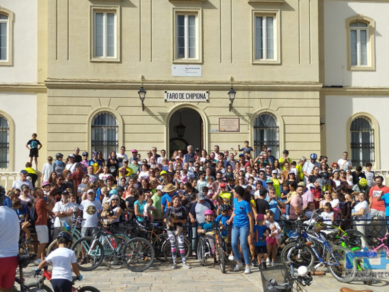  Chipiona vivió ayer su gran fiesta de la bicicleta 