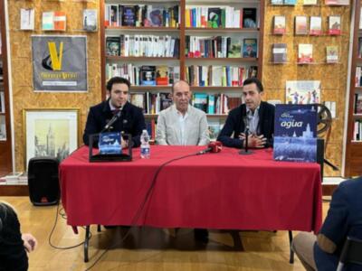 Magnifica Presentación en Verbo de la primera novela de Victor García-Rayos