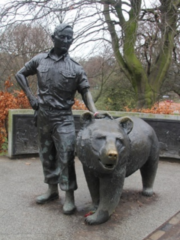 El Oso pardo soldado de la Segunda Guerra Mundial