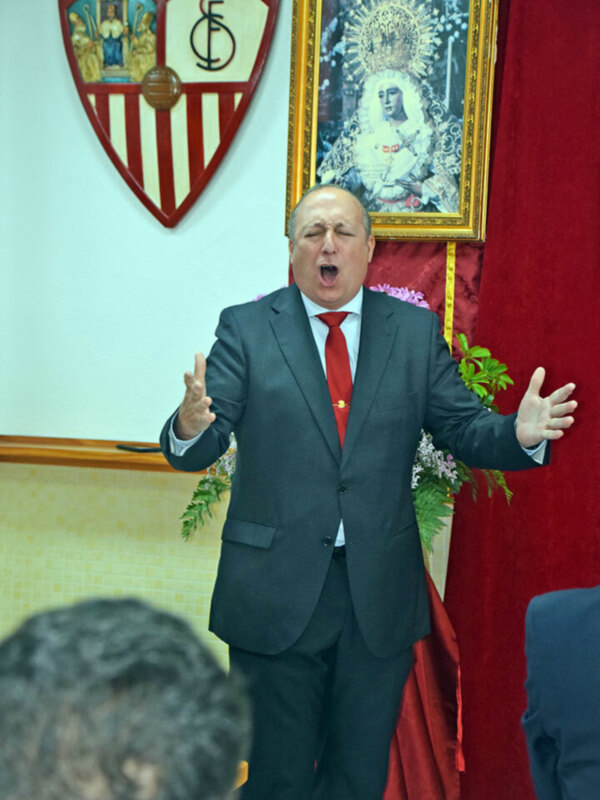 La Peña "Al relente" celebró la exaltación de la Semana Santa de Sevilla.