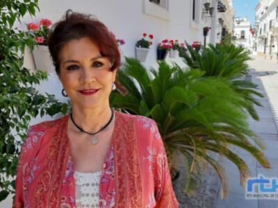 Isabel Mª Fernández detalla el programa de actividades de la Feria del Moscatel de Chipiona que comienza mañana miércoles 