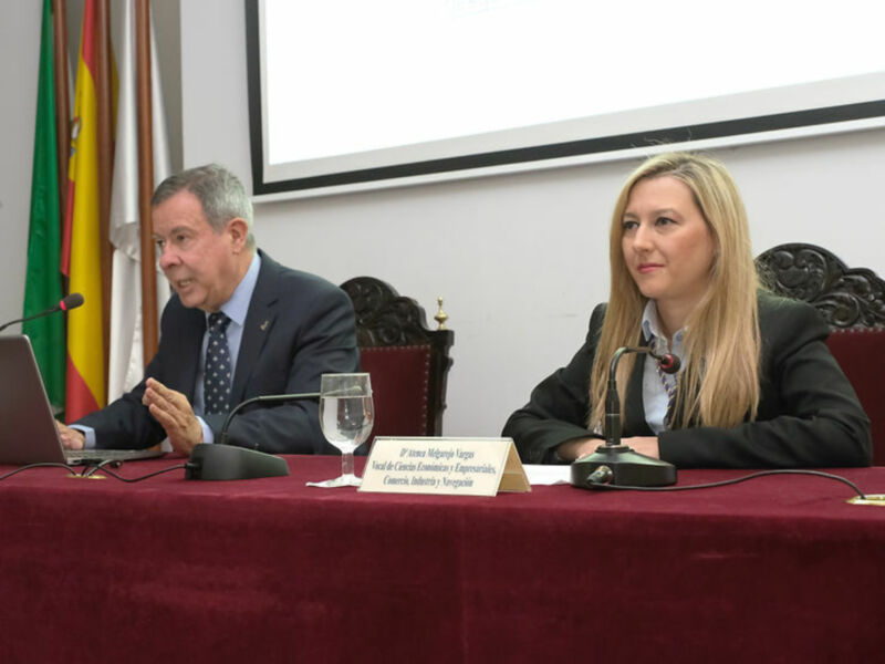 Conferencia "Naturaleza de las decisiones financieras en la economía doméstica"