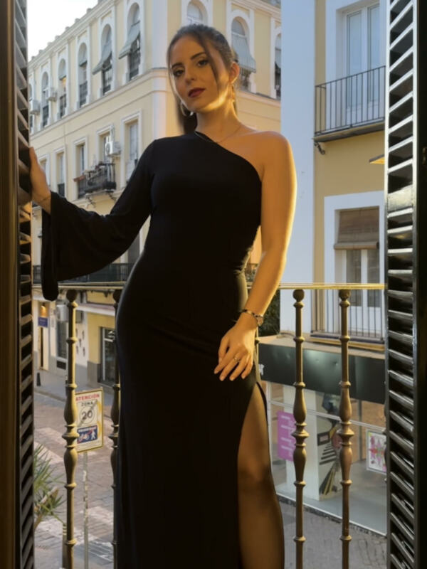 La joven arquitecta ayamontina Beatriz González ganadora del IX concurso IKEA de Flamenco 2023 