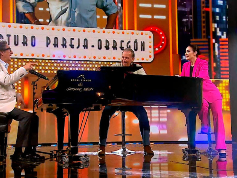 "El Show de Bertín" recibe a Arturo Pareja-Obregón en una noche repleta de música y diversión