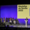 Lluvia de medallas de la ciudad de Sevilla en pleno año electoral, con Paz Vega como Hija Predilecta