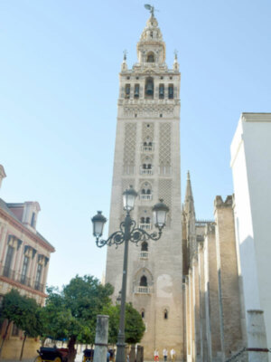La Catedral y la Giralda de Sevilla son ofrecidas gratuitamente a más del 10% de las visitas.