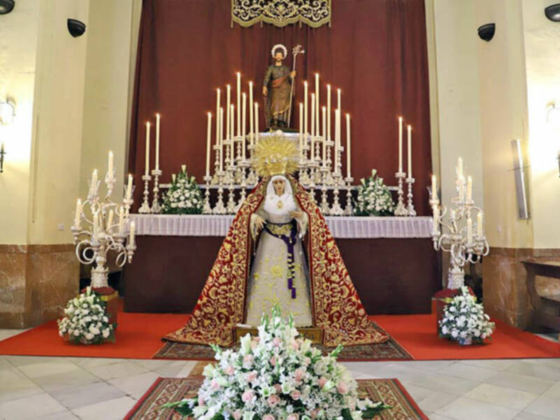 Entrega de Fajín Honorario a Nuestra Señora de los Dolores de la Hermandad de San José Obrero de Sevilla