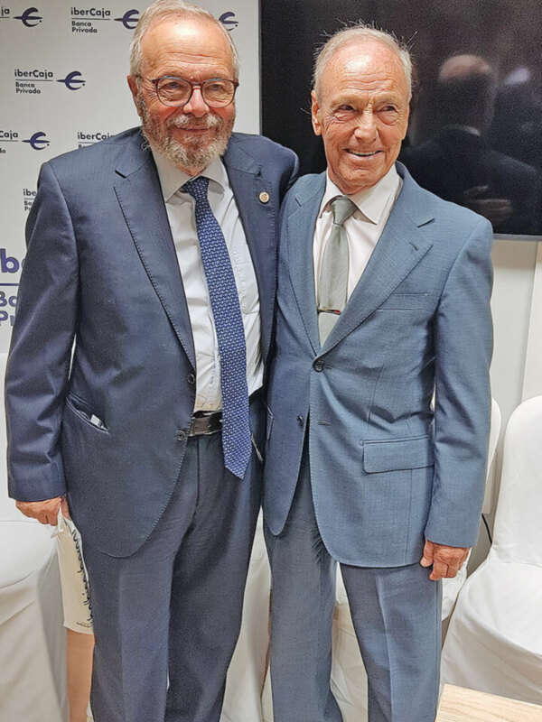 Ciclo taurino del Ateneo de Triana y Fundación Eurotoro con el Dr. Domingo Jiménez Álvarez