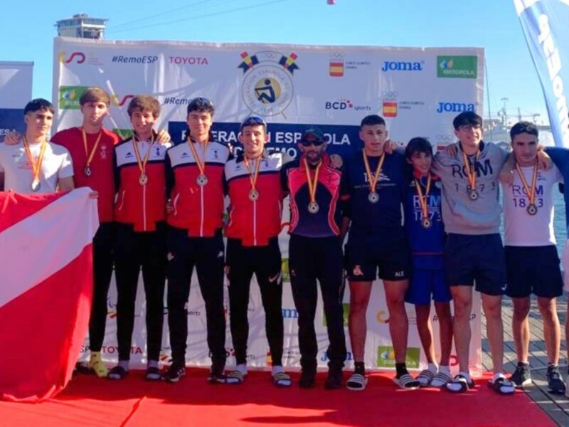 El remo andaluz domina el Campeonato de España de yolas