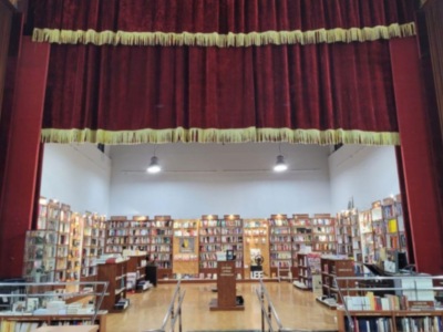 Los socios de la Librería Verbo de Sevilla niegan un supuesto cierre del establecimiento
