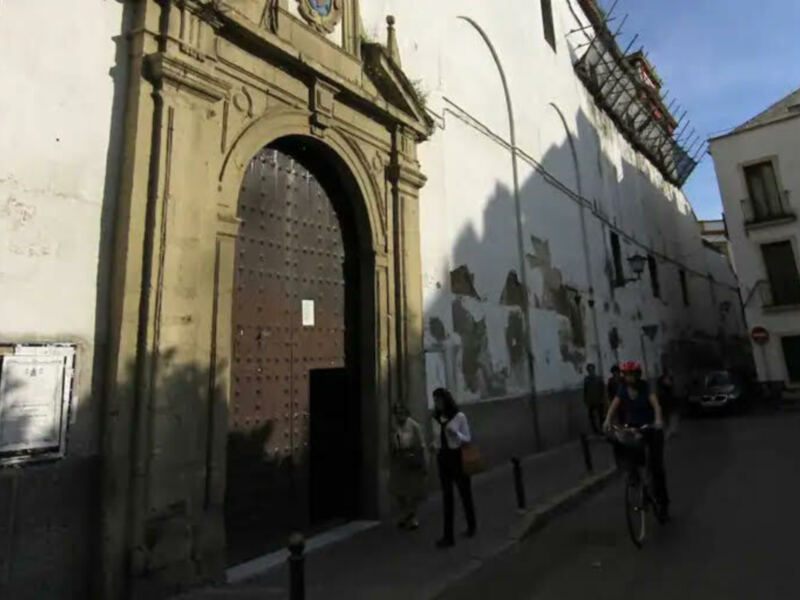 Organizan un ambigú y una subasta de obras de arte para restaurar el convento de San Leandro de Sevilla