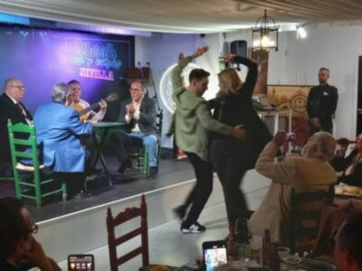 Los Maravillas han dejado un legado imborrable en la historia del flamenco,y sus sevillanas, con su arte continuará inspirando a generaciones venider