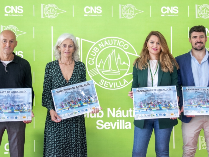 El Andaluz de barcos de equipo de piragüismo, en el Náutico Sevilla