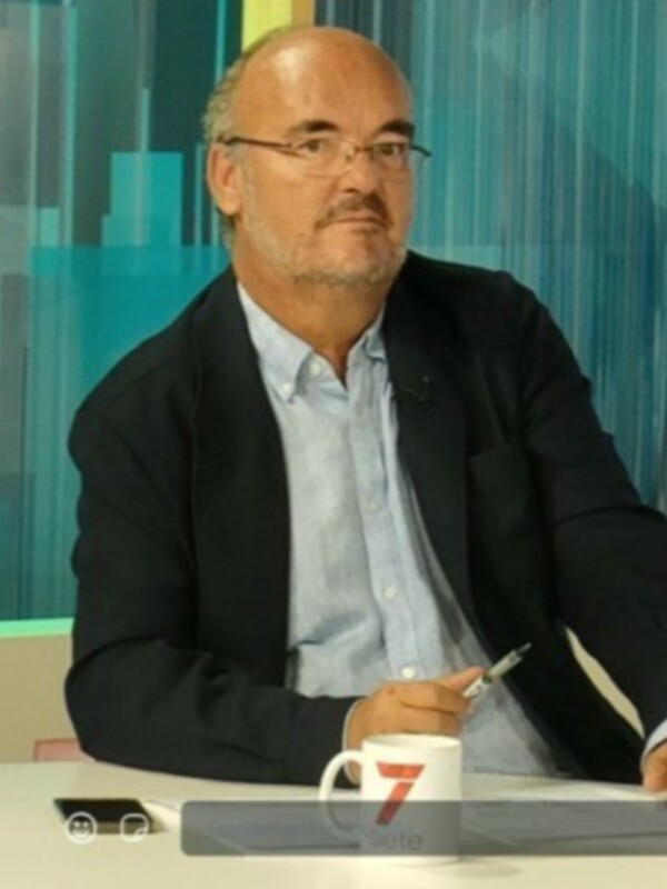 Fallece el periodista Juan Méndez, miembro del equipo fundador de El País Andalucía