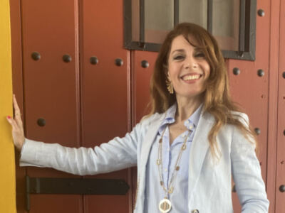 Inauguración “Buenas, malas y peores” de la pintora Teresa Guzman hoy en el Ateneo de Sevilla 
