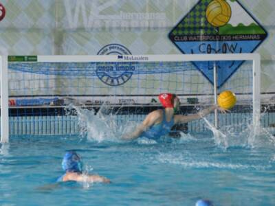 Los fuegos artificiales del Club Waterpolo Dos Hermanas PQS, para Barcelona