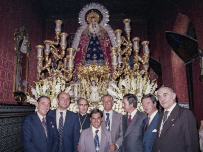 Llega las procesiones de Gloria y se reedita “Cómo sonríe Sevilla…”