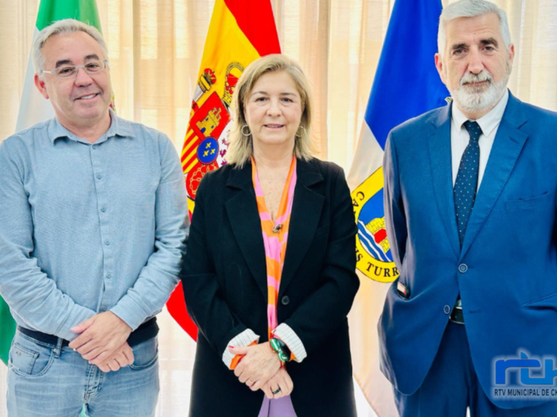 Ana María Bertón ha visitado hoy las obras que se están realizando con cargo al Plan de Fomento del Empleo Agrario en Chipiona   
