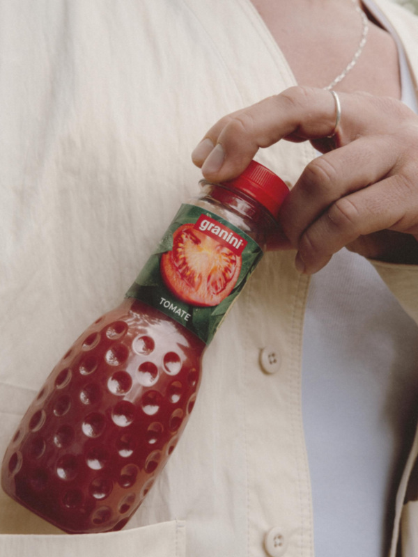 Vuelve a la rutina con buen sabor de boca con  los nuevos granini PET 33 de tomate y limonada