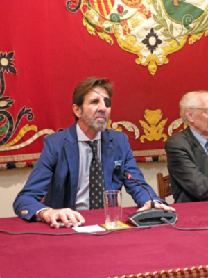 "Andrés Amorós presentó 'El Arte del Toreo' en la Maestranza, acompañado por Bieito Rubido, Juan José Padilla y José Luque Teruel"