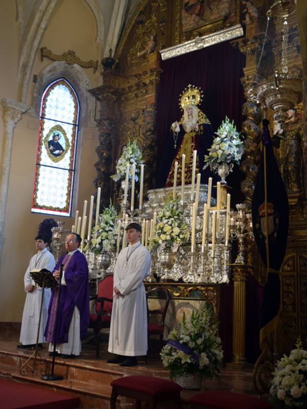 La Virgen del Adviento: Celebración de la Esperanza en Alcalá del Río