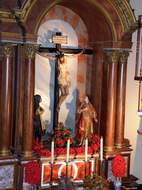 Alcalá del Río celebra la Santa misa del Grupo de Fieles del Cristo del Buen Fin