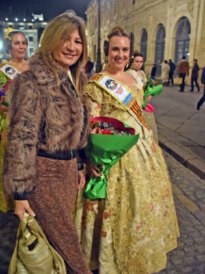 La tradición valenciana se renueva en Sevilla con la presentación de la Fallera Mayor 2026