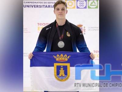 Miguel Ángel Chamorro inicia la temporada con una medalla de plata en el Campeonato de España Universitario de halterofilia