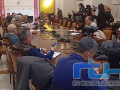 Presentan un estudio científico que cuestiona los vertidos mineros al estuario del Guadalquivir y anuncian acciones ante la Fiscalía