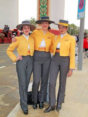 Sevilla se preparó   para celebrar su Feria de Abril, símbolo universal de identidad andaluza