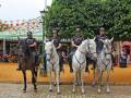 Sevilla se preparó   para celebrar su Feria de Abril, símbolo universal de identidad andaluza