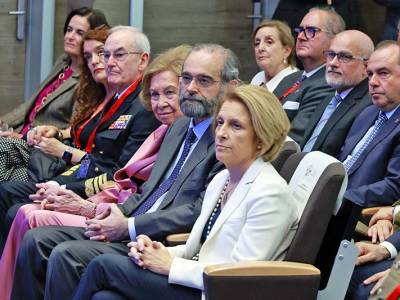 La Orden de los Reales Tercios, presente en el Congreso Internacional sobre la Monarquía Española y EE. UU. presidido por Doña Sofía 
