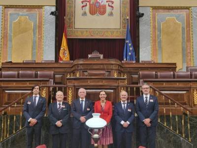 Los Reales Tercios llegan al Congreso para reforzar la memoria histórica de España.