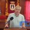 Pepe Mellado informa que ya se ha presentado un proyecto para frenar la erosión costera en Las Tres Piedras