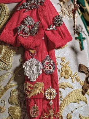 La Hermandad de Jesús Nazareno de Alcalá del Río participa en los cultos preparatorios para la Coronación Canónica de María Santísima de la Sangre 